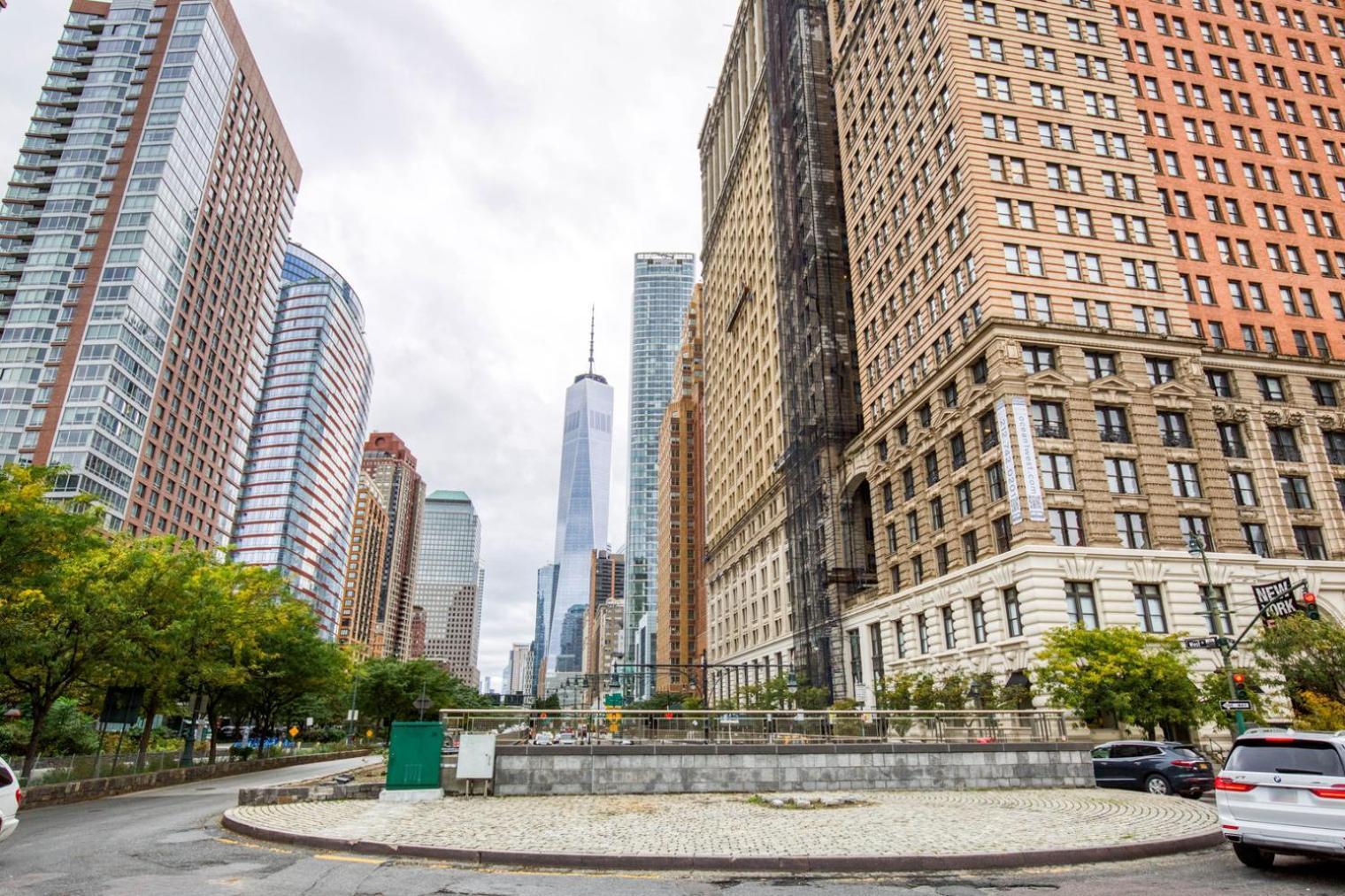 Apartment Fidi 1br W Elevator Doorman Gym Nr St Nyc-619 *